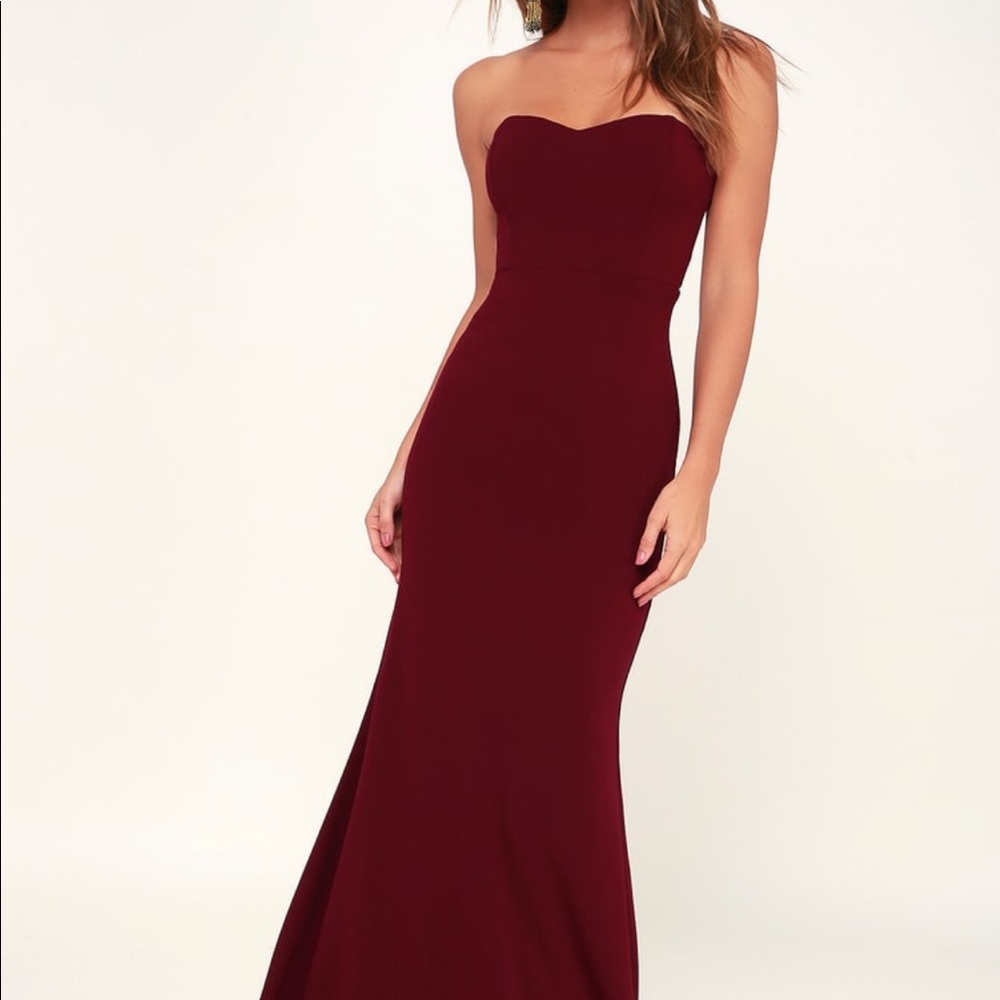 Full length maroon/burgundy gown strapless